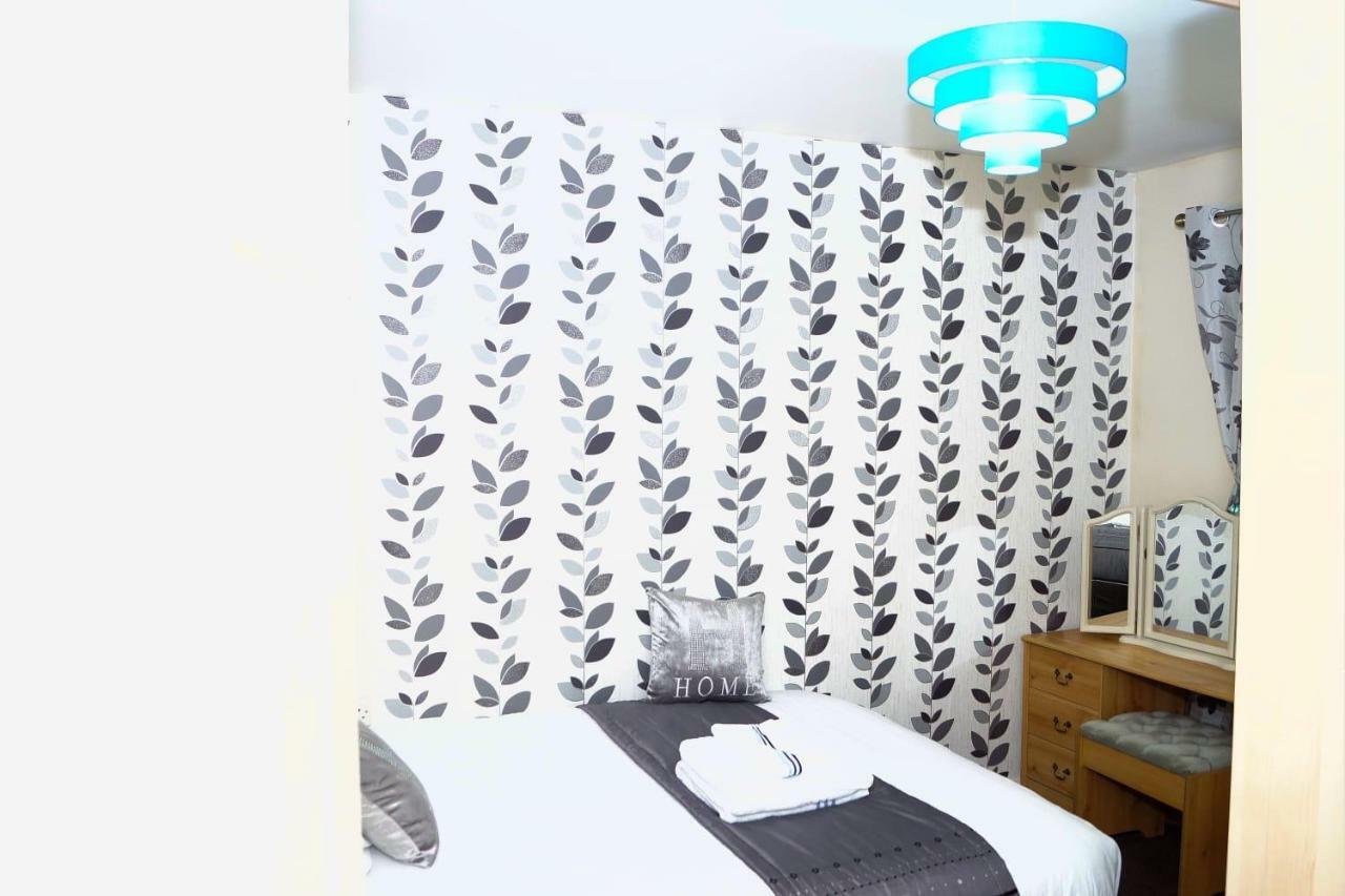 Richflo Holiday Rentals Manchester Ngoại thất bức ảnh