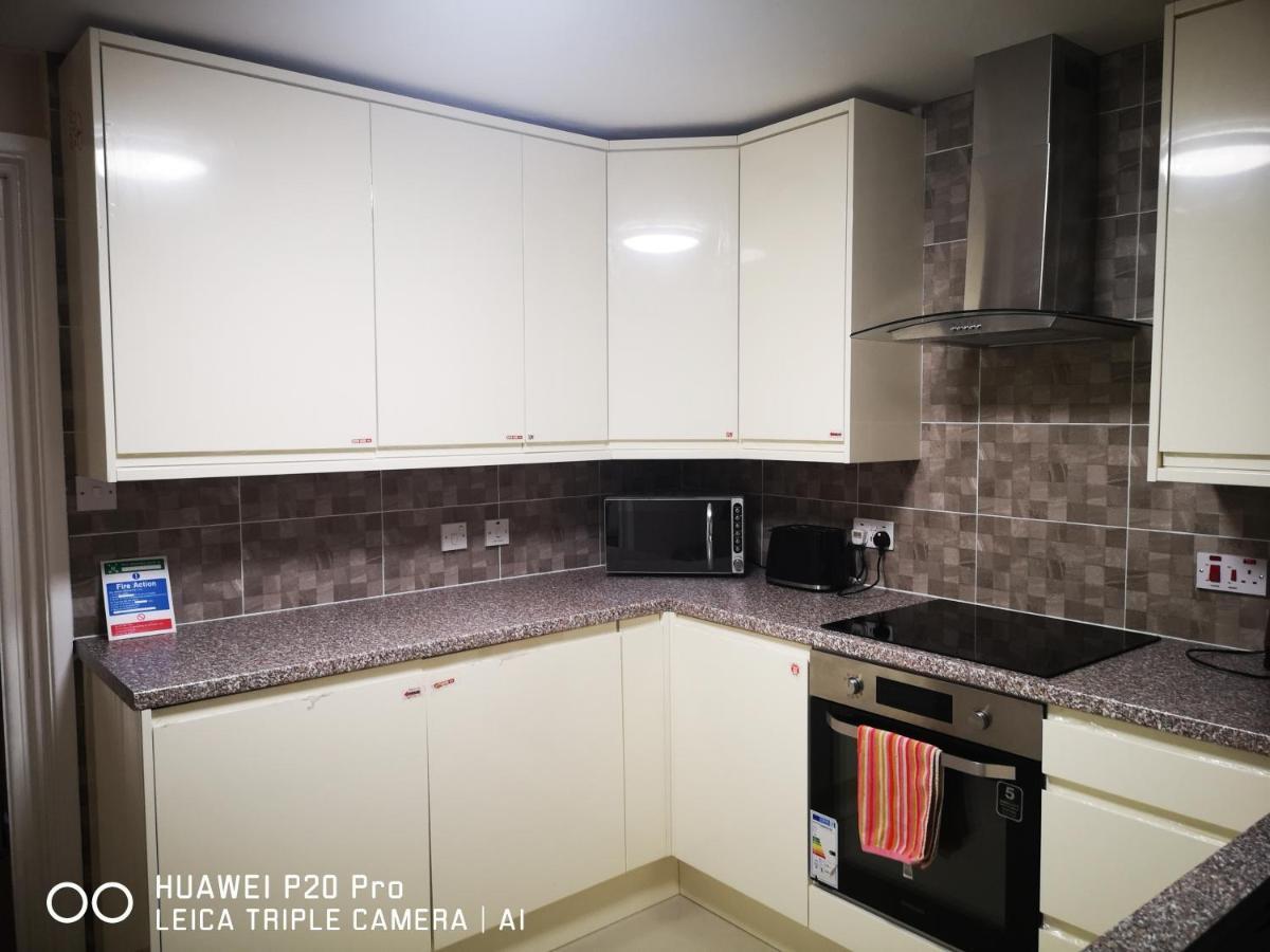 Richflo Holiday Rentals Manchester Ngoại thất bức ảnh